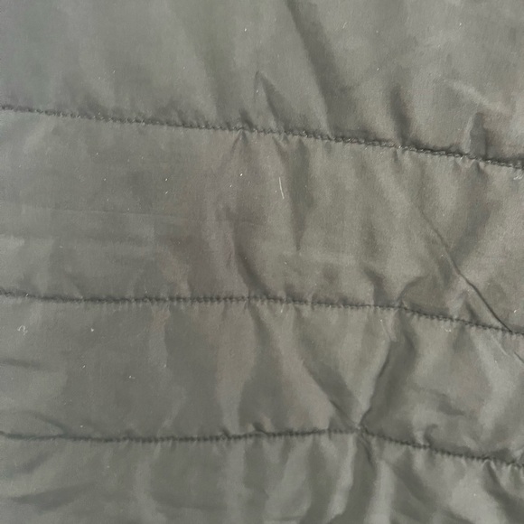 Fabletics Black Puffer Jacket - Picture 6 of 6